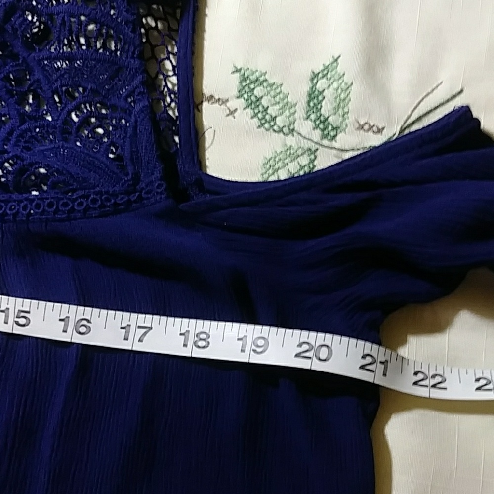 3 for $15 - Lace & Cold-Shoulder Tunic/Dress - Picture 7 of 8